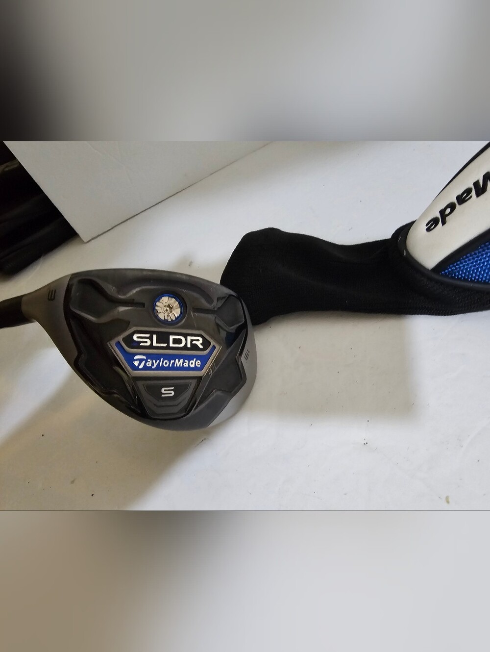 TaylorMade SLDR S 19* LH 3 Rescue Graphite Fujikura Speeder 72 Stiff Flex Hybrid